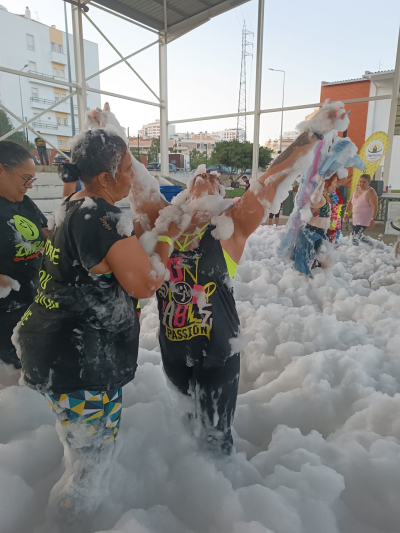 Zumba na espuma