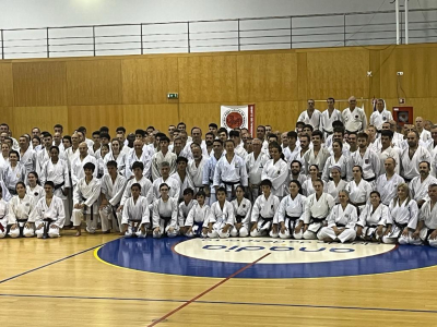 Familia